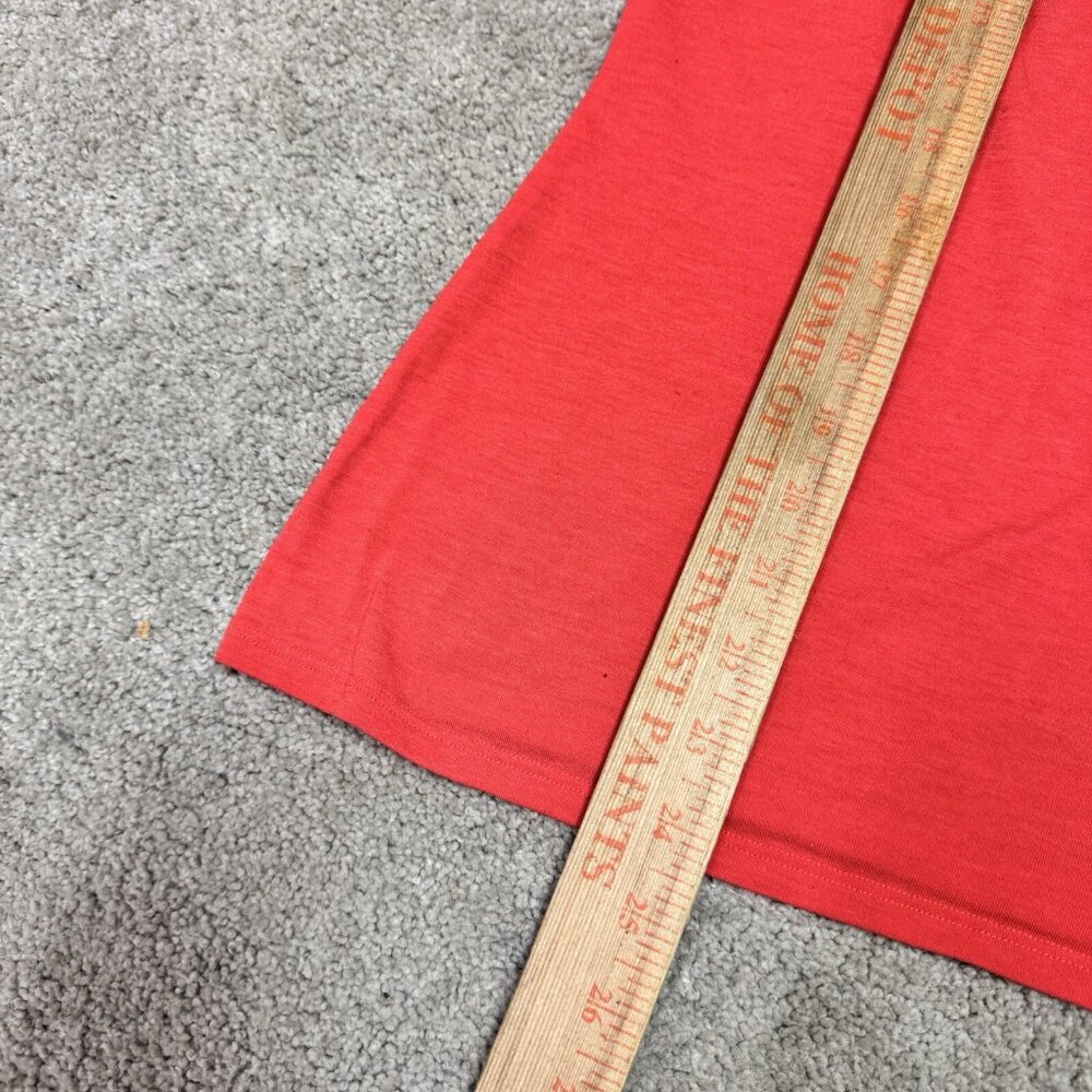Under Armour T-Shirt Red-Orange Short Sleeve Women’s Size Medium - Picture 3 of 11